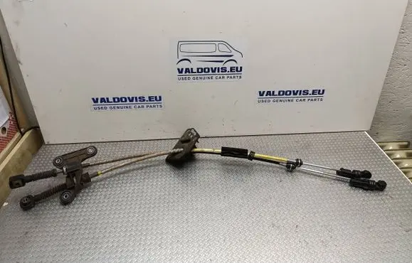 Volkswagen Crafter Gear shift cable linkage 7C2711877