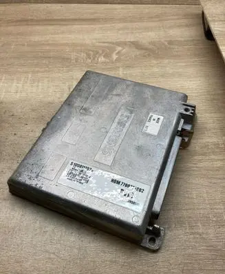 Renault 19 Engine control unit/module ECU 7700731802 S100811102D