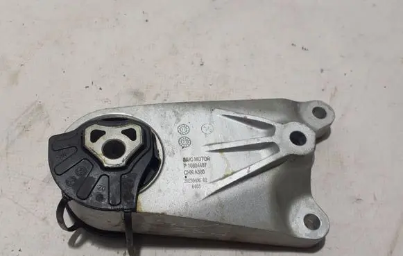 MG ZS Engine mounting bracket 10884497