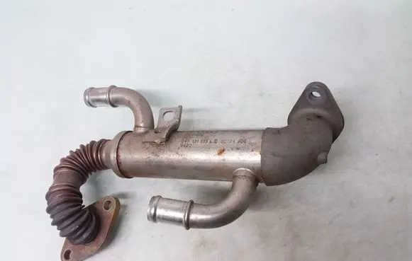 Skoda Fabia Mk1 (6Y) EGR valve cooler 045131513L