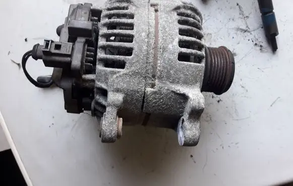 Audi A3 S3 8P Generator/alternator 06F903023F