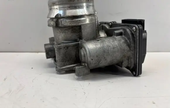 Volvo V60 Throttle valve 31293930