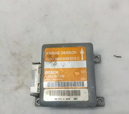 Audi A4 S4 B5 8D Airbag control unit/module 8A0959655C 96T03721979 0285001038