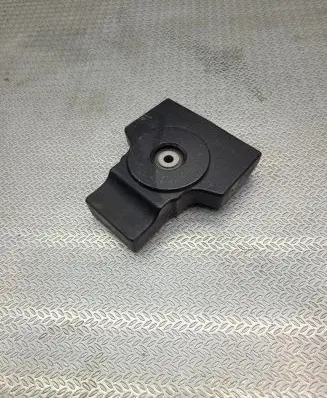 BMW 1 F20 F21 Rear differential mounting bracket 6877100