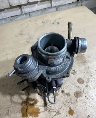 Volvo V40 Turbo 31380130 GT1244SZ 8362641