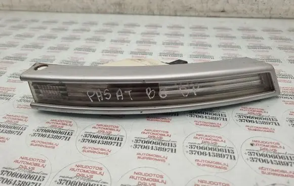Volkswagen PASSAT B6 Front indicator light 3C0953042E