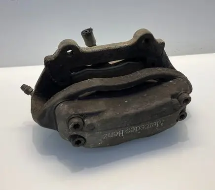 Mercedes-Benz CLS C219 Front brake caliper A0024202483 0024202483
