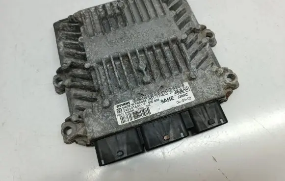Ford Focus C-MAX Engine control unit/module 4M5112A650ZE 5WS40166HT SID803