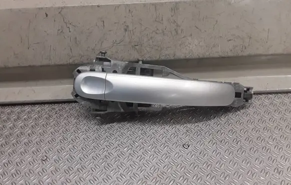 Volkswagen Golf Plus Rear door exterior handle 1K0837885A