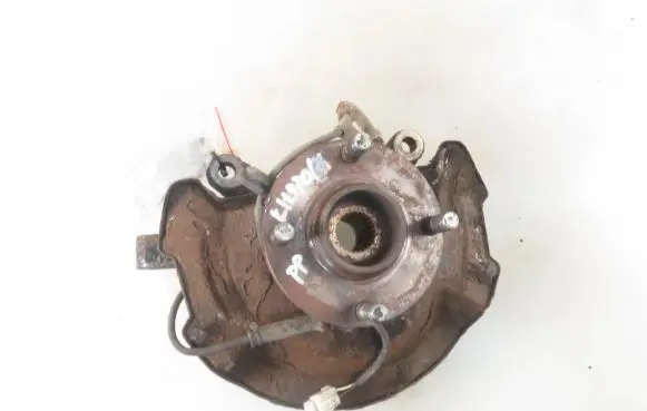 Suzuki Swift I Front wheel hub spindle knuckle