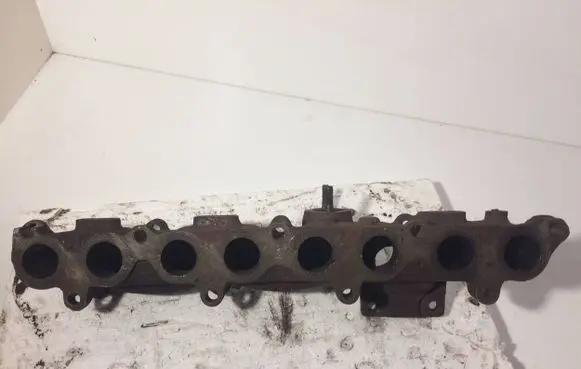 KIA Carnival Exhaust manifold