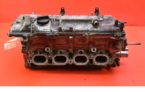 Toyota Prius (XW30) Engine head 