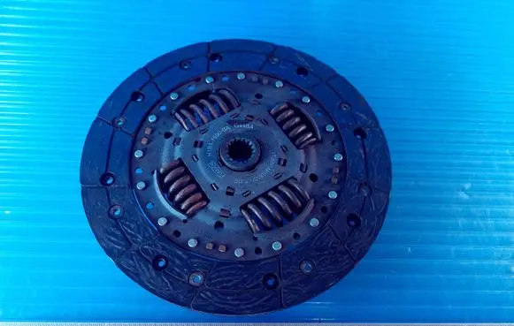 Ford Fiesta Pressure plate 321011110 H1B17550BA
