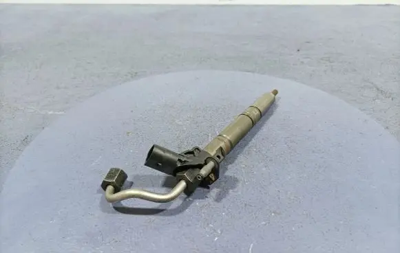 Audi A5 8T 8F Fuel injector 059130277ed
