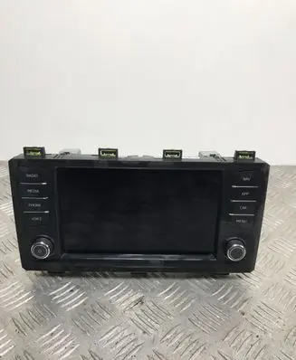Seat Ateca Radio/CD/DVD/GPS head unit 575919606