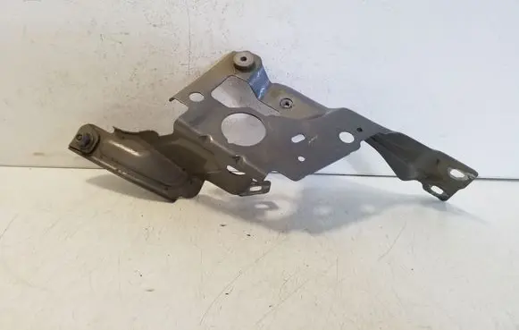 BMW i4 Fender mounting bracket 8739317