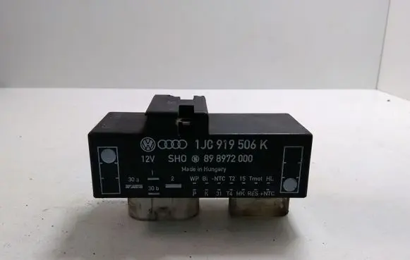 Coolant fan relay