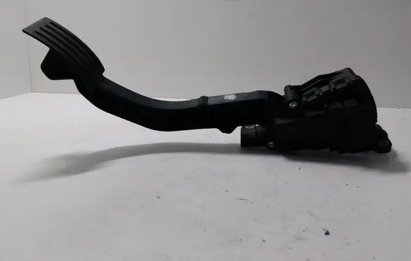 Ford Focus C-MAX Accelerator throttle pedal 3M519F836BE 6PV00864112
