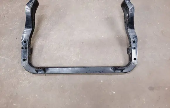 Jeep Grand Cherokee Radiator support slam panel