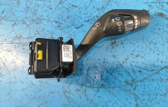 Ford Fusion II Gear shift switch/knob DG9T17A553AFW