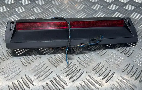 Volkswagen PASSAT B6 Third/center stoplight 0336300