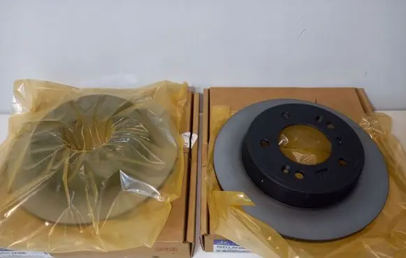 Hyundai Elantra Rear brake disc 584113X300