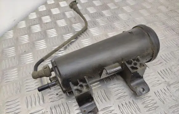 Ford Focus Active carbon filter fuel vapour canister 7M519E857CD