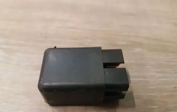 Mitsubishi Pajero Sport I Other relay 521F011C