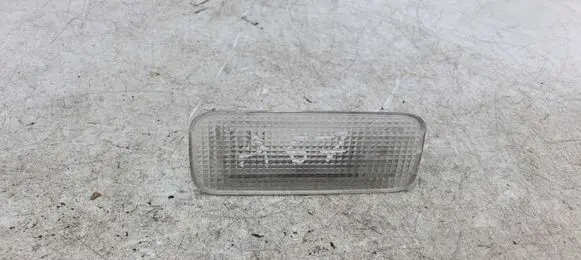 Toyota Avensis T270 Rear seat light 8125005040