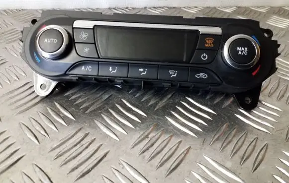 Ford Focus Climate control unit BM5T18C612CL