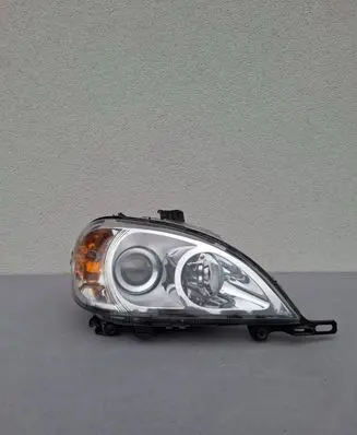 Mercedes-Benz ML W163 Headlight/headlamp 22315600