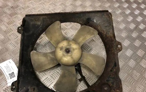 Toyota Avensis T220 Electric radiator cooling fan