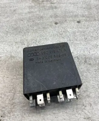 Volkswagen PASSAT B5.5 Other relay 4b0919471a