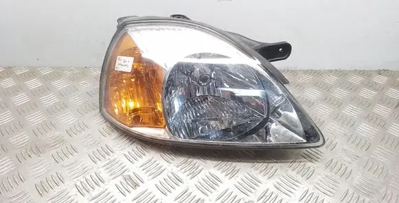 KIA Rio Headlight/headlamp 92102FD0