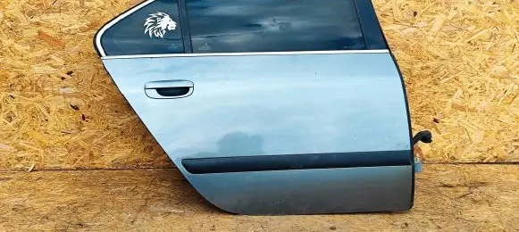Peugeot 607 Rear door