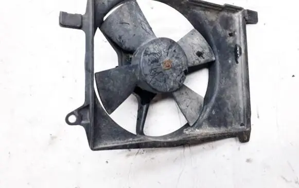 Opel Kadett E Radiator cooling fan shroud 90190780