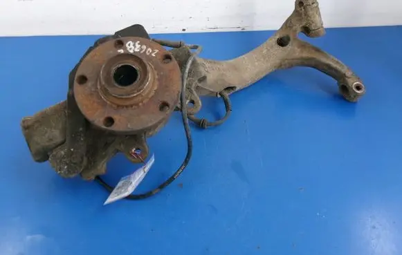 Audi A4 S4 B5 8D Front wheel hub spindle knuckle