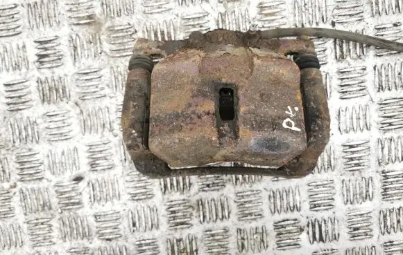 Nissan Qashqai Front brake caliper