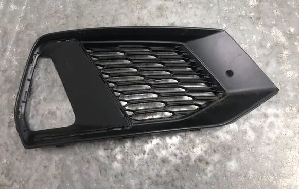 Audi A7 S7 4K8 Front bumper lower grill 4K8807682B-BILI 4K8807682B