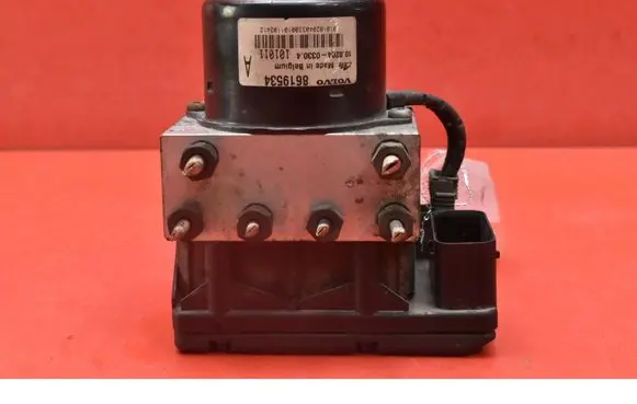 Volvo S80 ABS Pump 8619534
