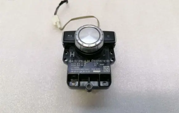 Mercedes-Benz CLS C218 X218 Head unit multimedia control A1728701258