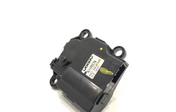 Hyundai Tucson TL Air flap motor/actuator D332NFFAA01