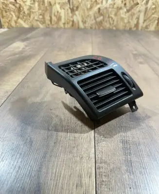 Dash center air vent grill