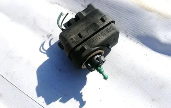 Renault Scenic I Headlight level adjustment motor 