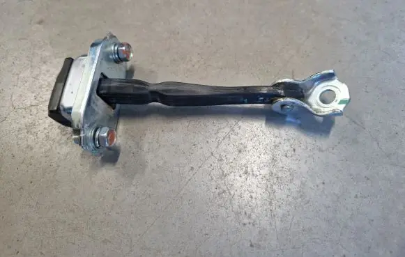 Fiat Fullback Rear door check strap stopper