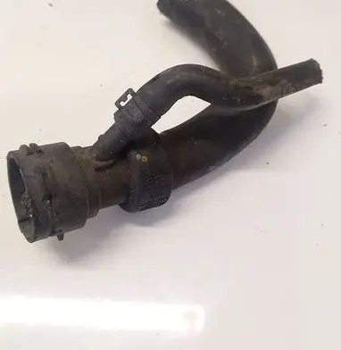 Audi A4 S4 B7 8E 8H Engine coolant pipe/hose 8E0121044B