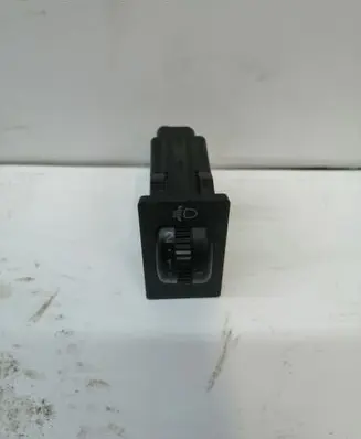 Toyota Avensis T250 Headlight level height control switch 8415205051