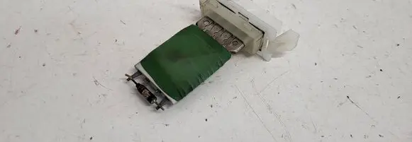 Peugeot 207 Heater blower motor/fan resistor