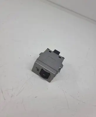 Ford Kuga I Seat heating switch 8v4719k314ab
