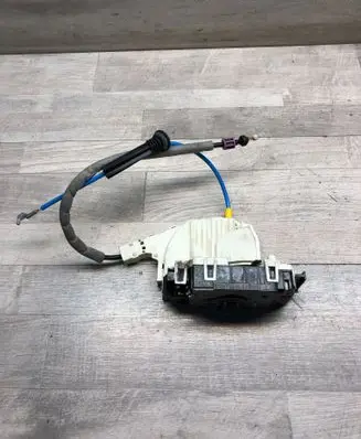 Mercedes-Benz E W212 Front door lock A046465